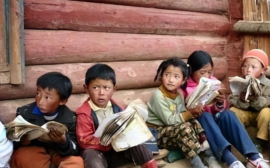 2020年上海交大女博士治癌需80万，丈夫跪地求离婚：求你放我一马