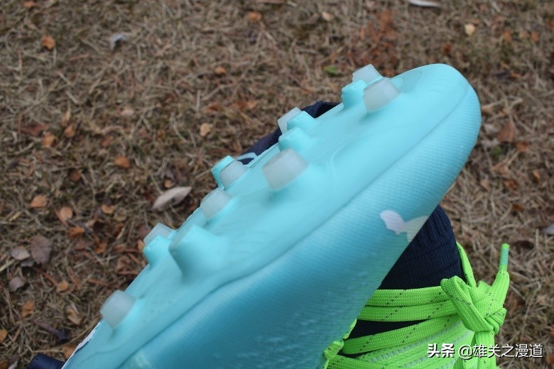 pumafuturez1.3小黑鞋,pumafuturez4.1mg足球鞋白橙