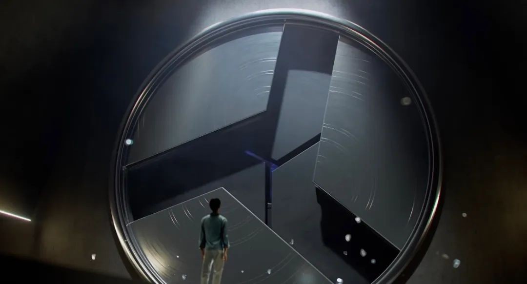 全新EQE打开新世界大门，百年奔驰突破次元壁