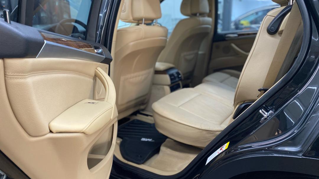 翻新整备一台老x5,翻新08年x5