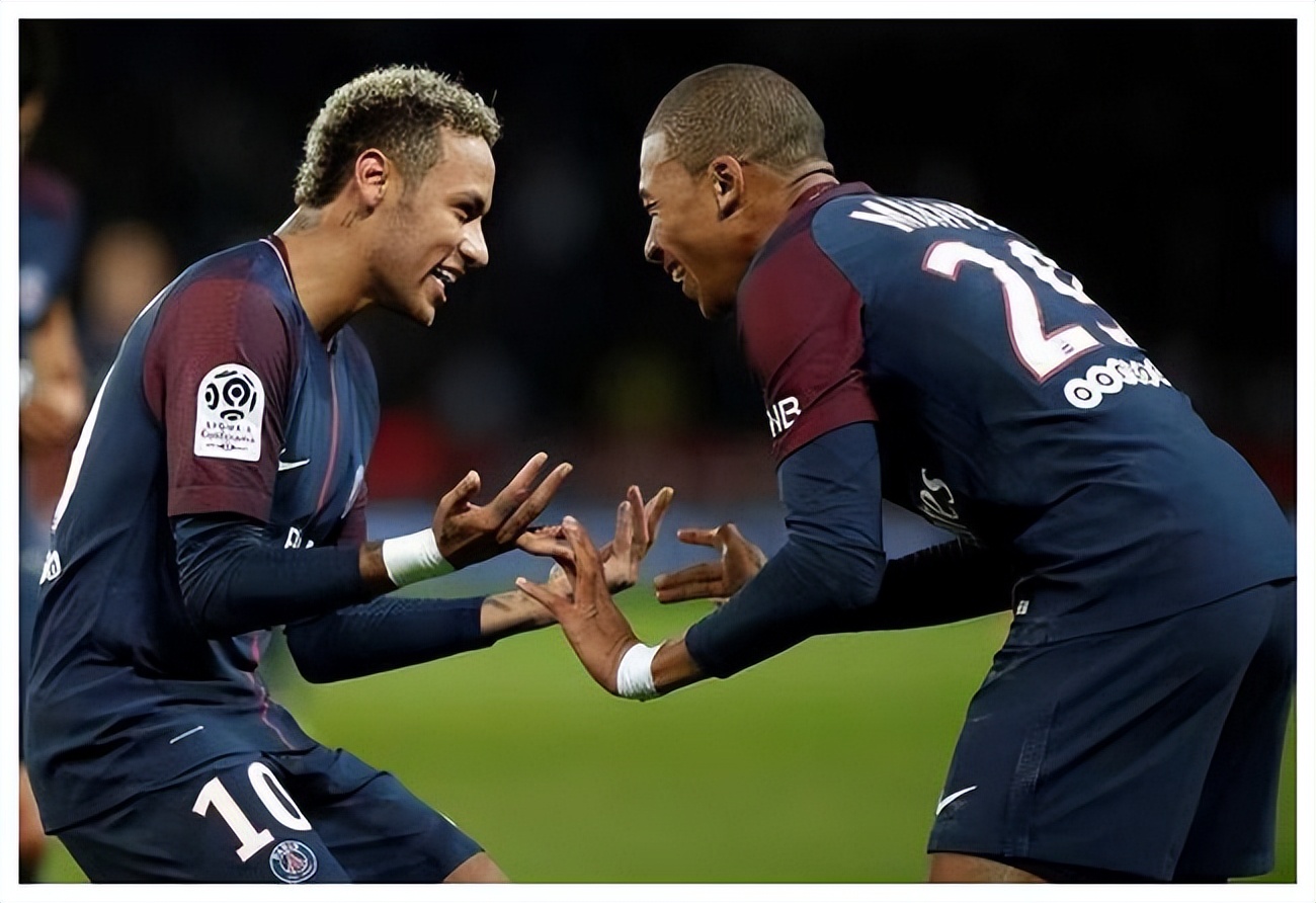 c罗领跑福布斯2023足坛收入榜,梅西内马尔姆巴佩c罗效力大巴黎