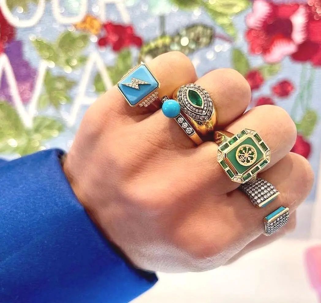 不能少了这件“幸运”珠宝，不但自带“神秘力量”还能时髦到没朋友