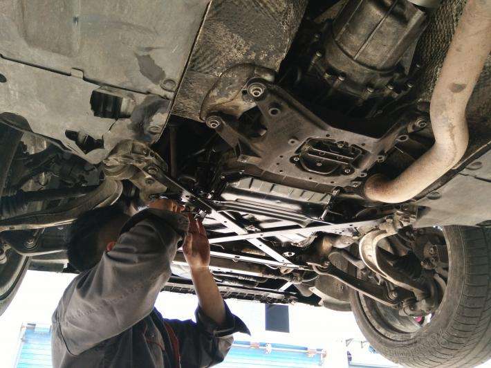 汽修行业一年赚多少钱,小型汽车维修养护店一年能赚多少