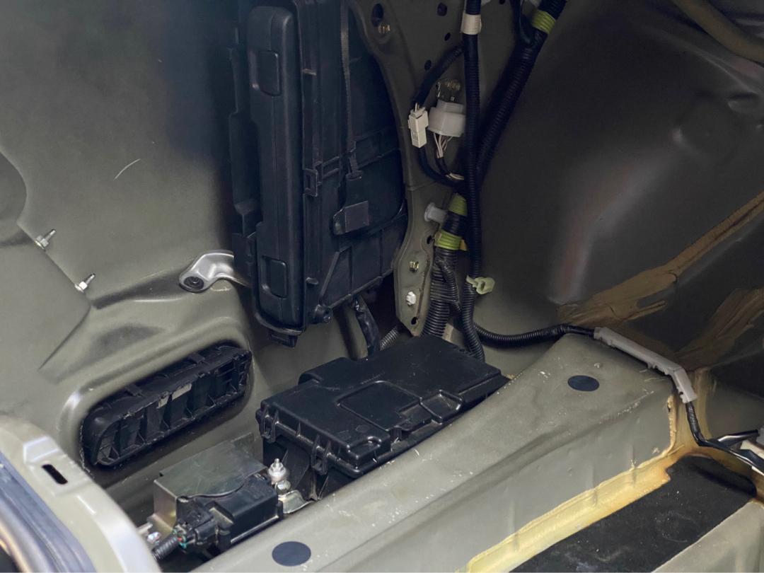 搞了辆“破烂不堪”05年凌志LS430，进厂翻新重造，复活又变新车