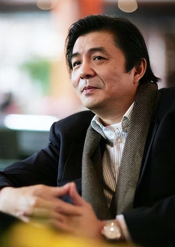 张瑜汪嘉伟合影,汪嘉伟曾和演员张瑜结婚了吗