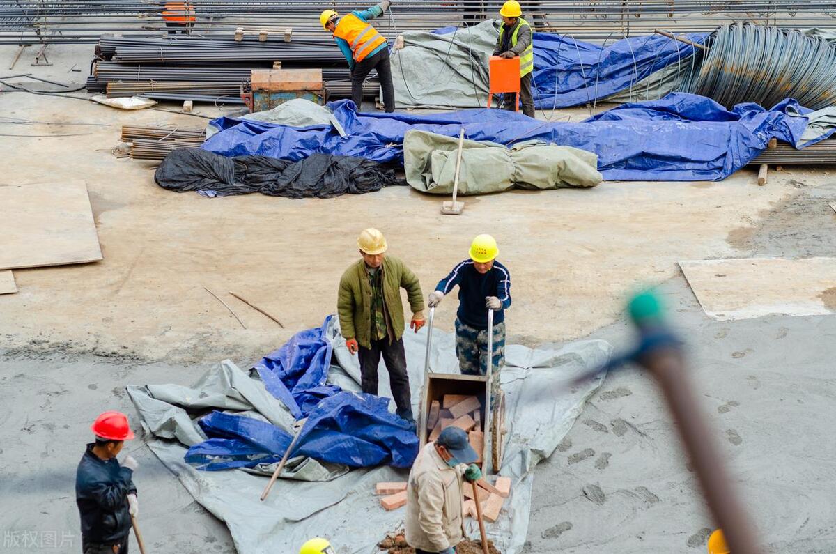 农村返乡潮越来越严重,2020农民工返乡热潮的出现