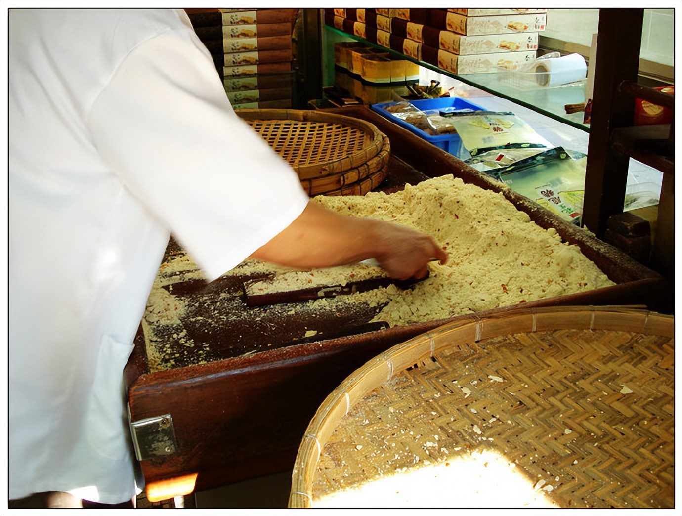 澳门特色景点最有名小吃,澳门的哪些特色景观