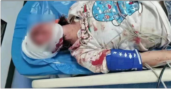 对唐山打人事件经过结果看法,为什么唐山打人事件这么受关注