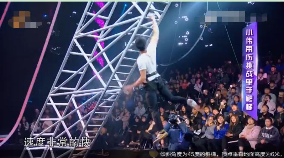 工地搬砖小哥钢管舞,搬砖农民工钢管舞