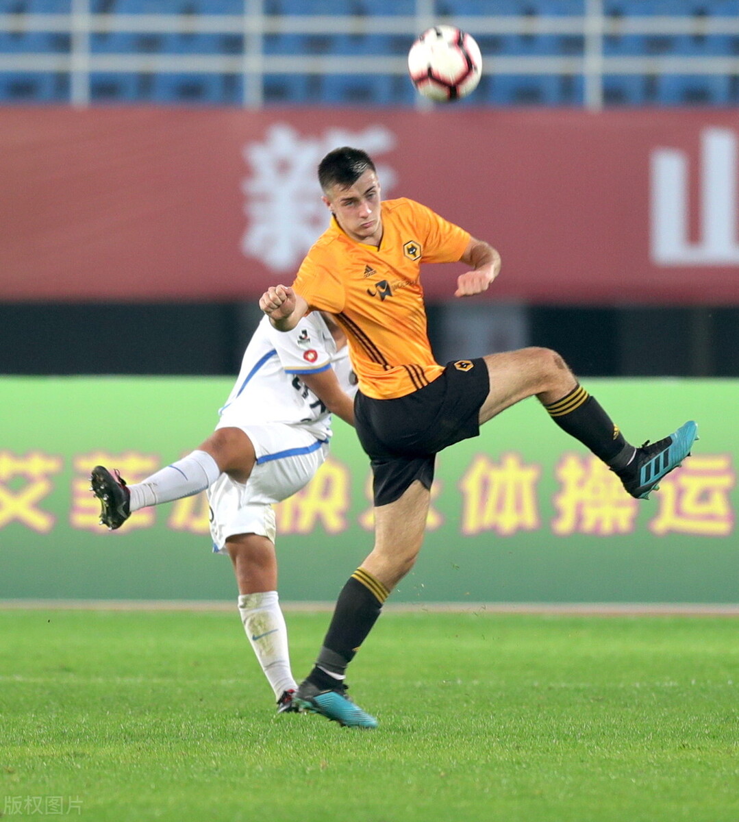 中国竞彩足球推荐山形山神横滨fc,周日鹿岛鹿角vs横滨预测