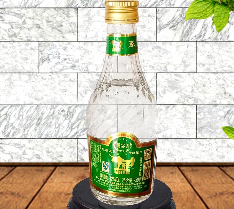 云南特色酒推荐,云南旅行喝的什么酒