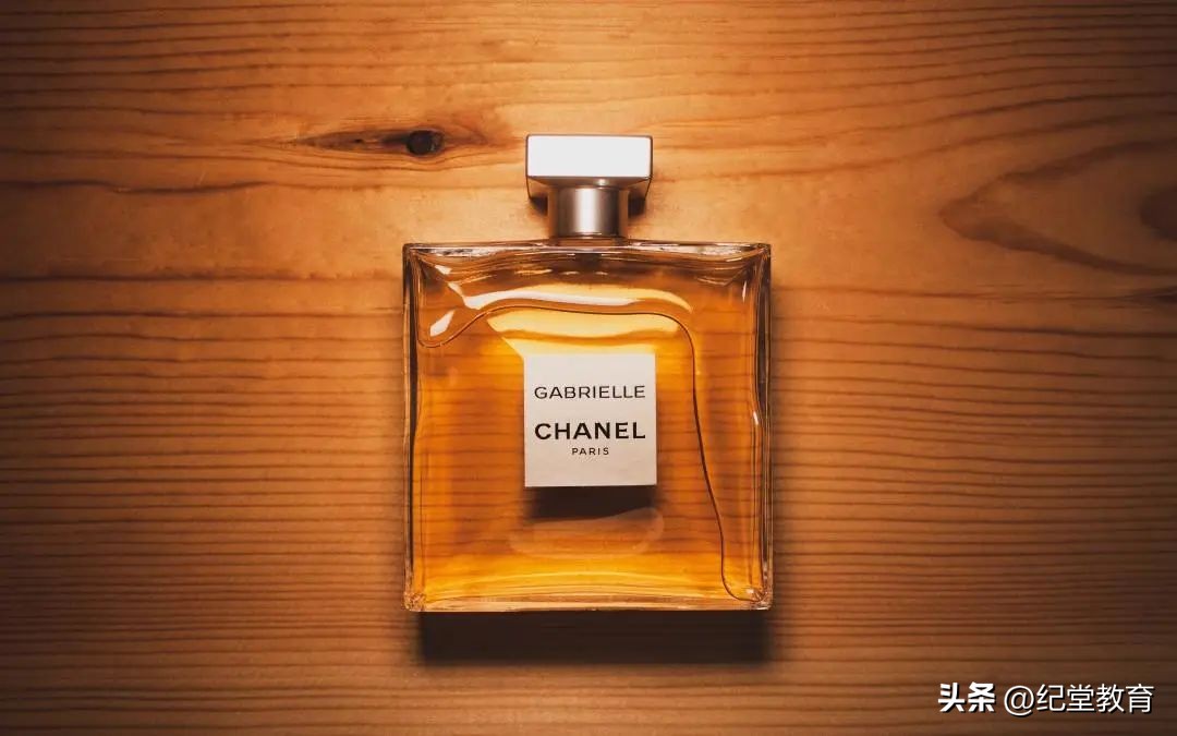 奢侈品从来不坑穷人吧,从不坑穷人的奢侈品