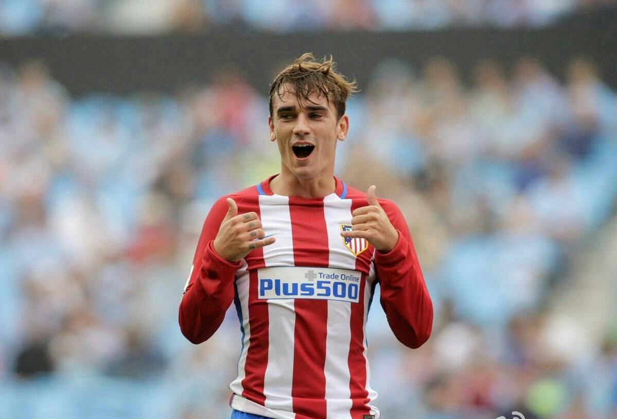 都是哪些足球明星的外号,所有足球球星英文名字