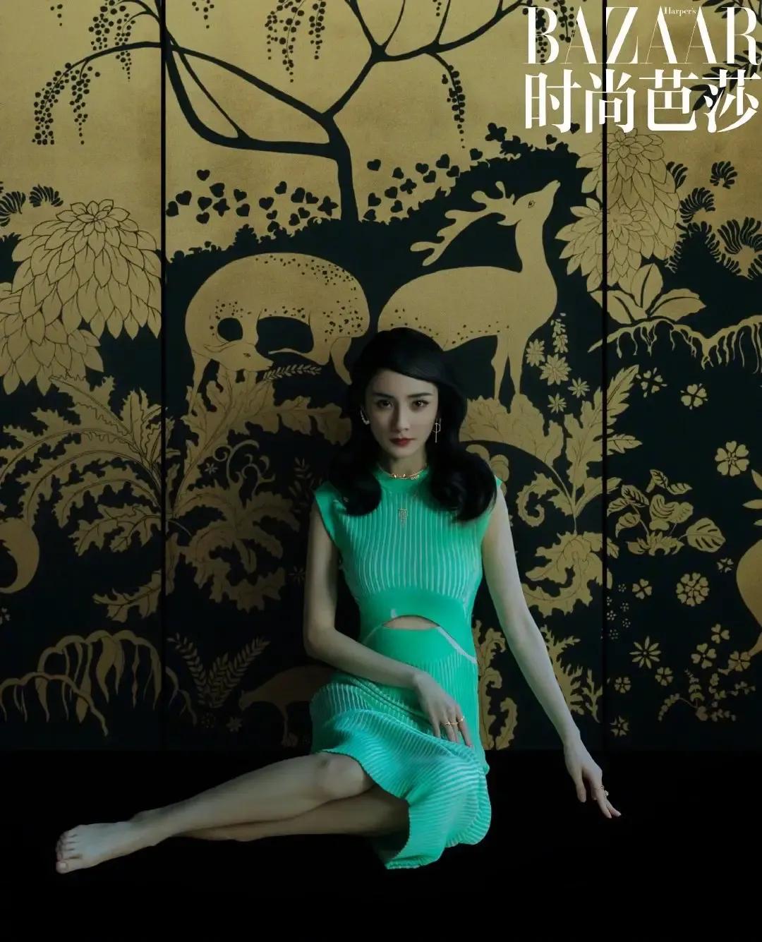 杨幂性感女神内衣秀惊艳照片，离婚后大幂幂放飞自我了！