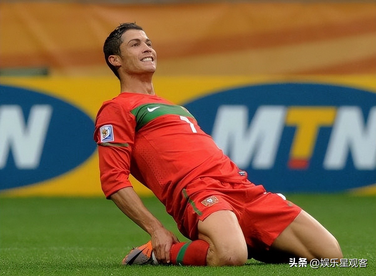 当今足坛十大球星财富,20位足坛巨星的高光时刻