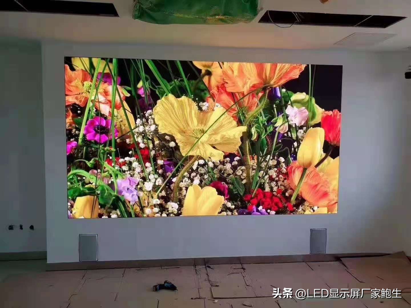 室内ledp2.5全彩高清显示屏价格,室内p4全彩led屏有几种规格