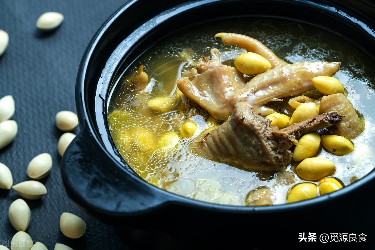 炖鸡汤教你3个技巧肉嫩滑,这个季节炖鸡汤最好吃的做法