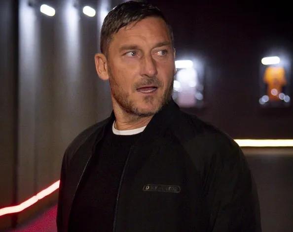 托蒂罗马生涯总决赛,托蒂采访时谈到梅西来罗马