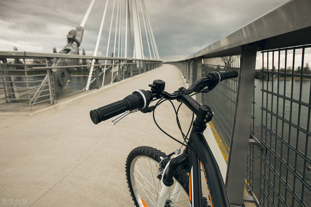 是人骑车，还是车骑人？永久牌单车：已成为湛江一代人永恒记忆