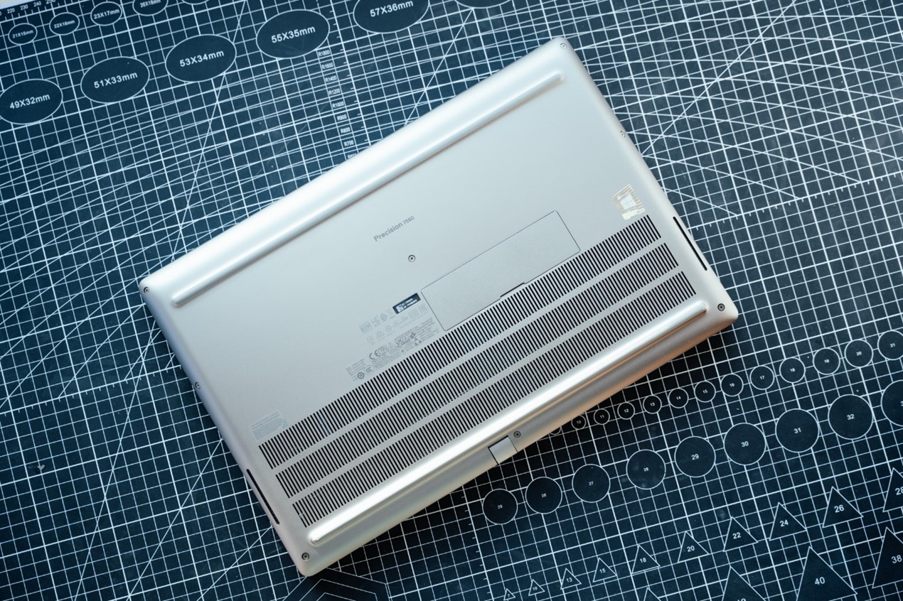 戴尔precision7560有触屏吗,戴尔precision7560工作站温度高