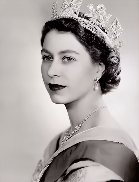 英国女王特权,英国女王有什么特权