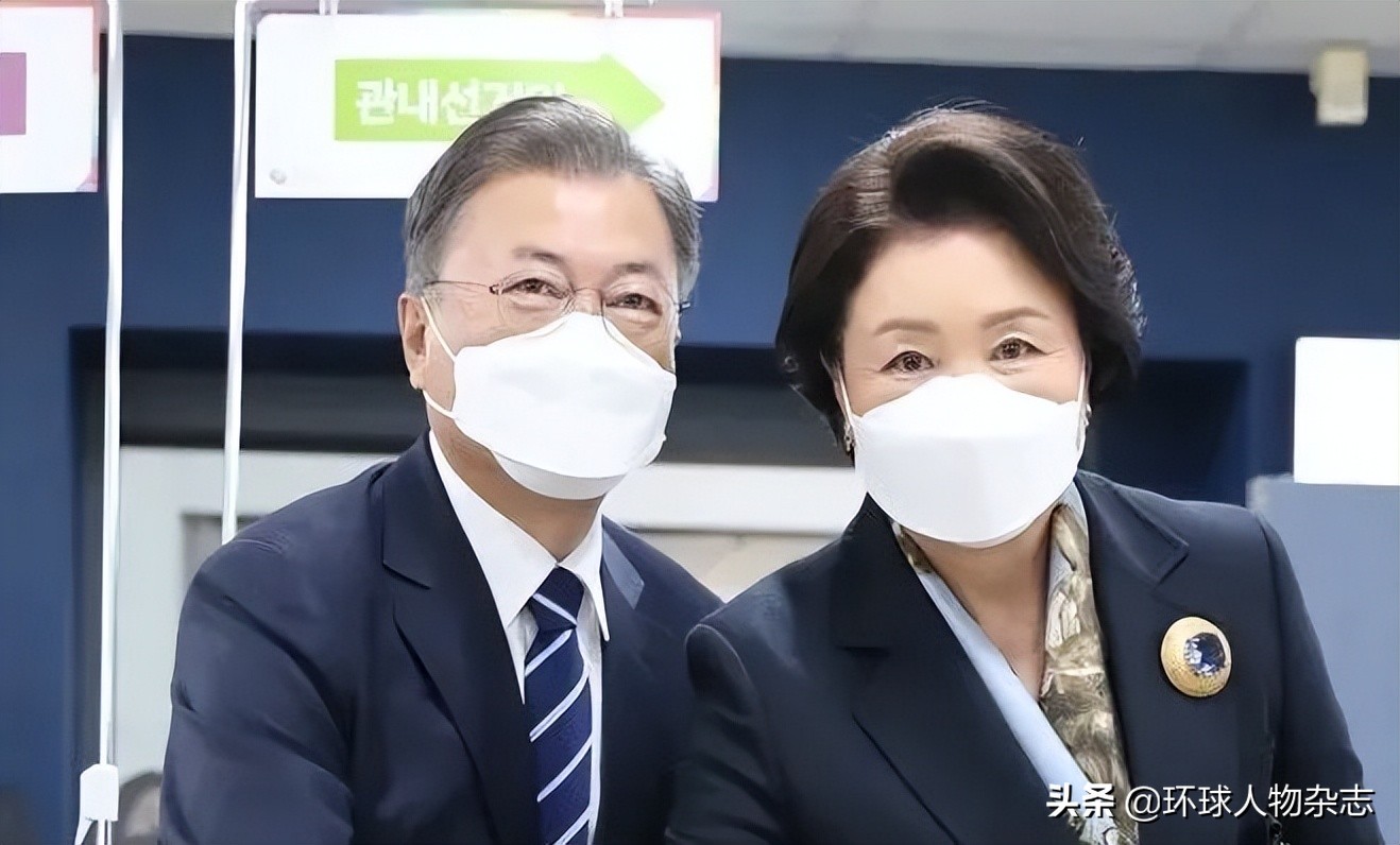 第一夫人的衣柜被盯上了，剑指文在寅？