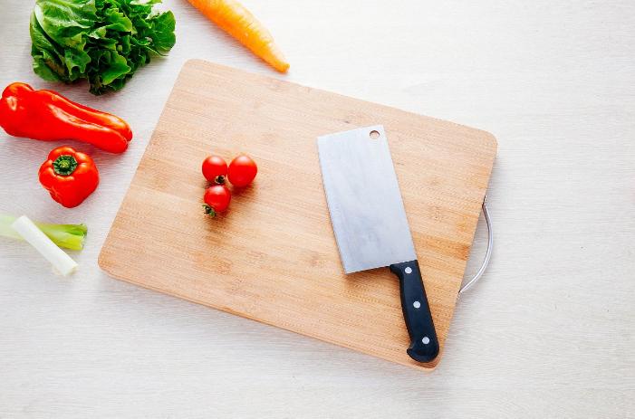 菜刀选购攻略,做了几十年菜的阿姨