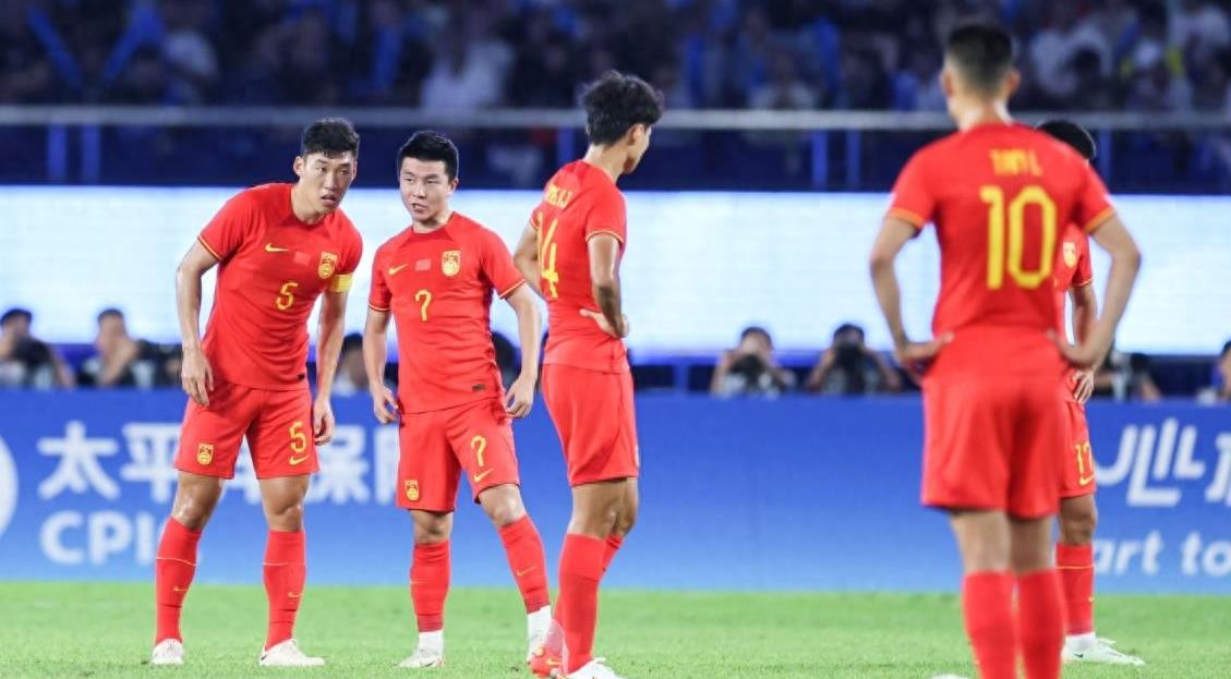 国足门将韩佳奇超燃集锦,国足vs韩国吐槽