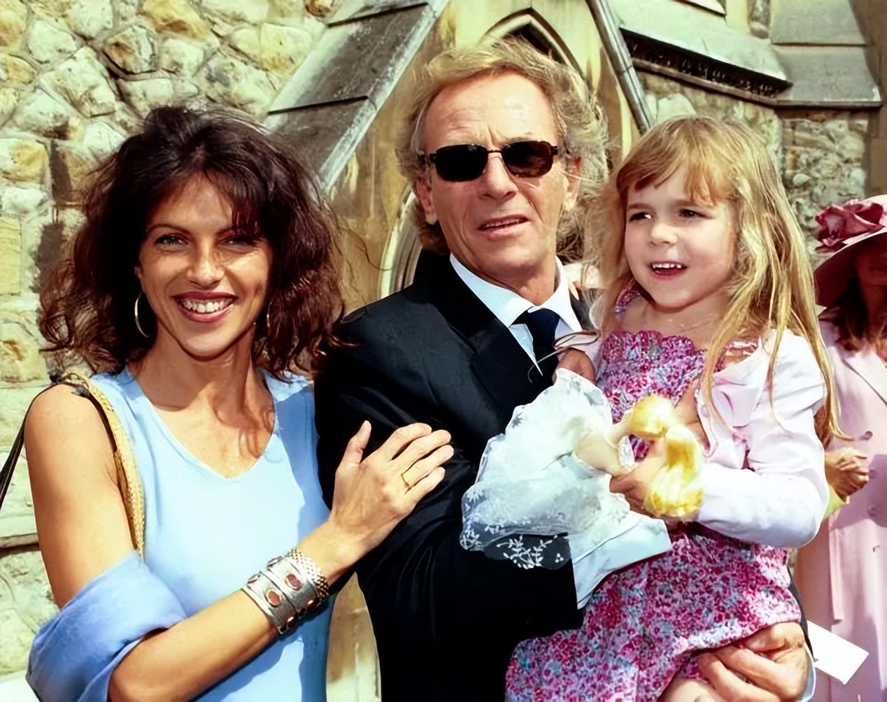 那位曾靓绝时尚圈、串起欧洲上流社会的超模为何落魄至此……