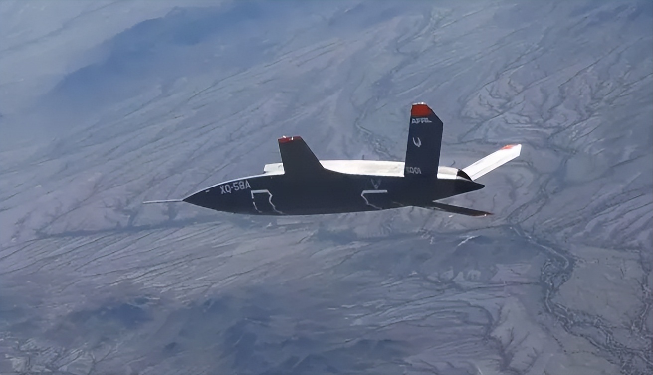 我国的六代战机领先全球,美国六代战斗机首飞