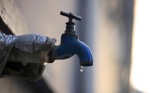 水龙头快速放水的方法,家里水龙头出水小如何增压