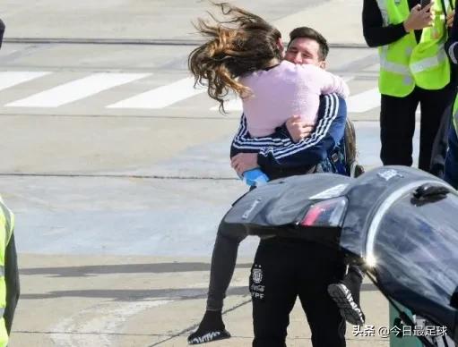 阿根廷10号传承,阿根廷10号再次捧起大力神杯