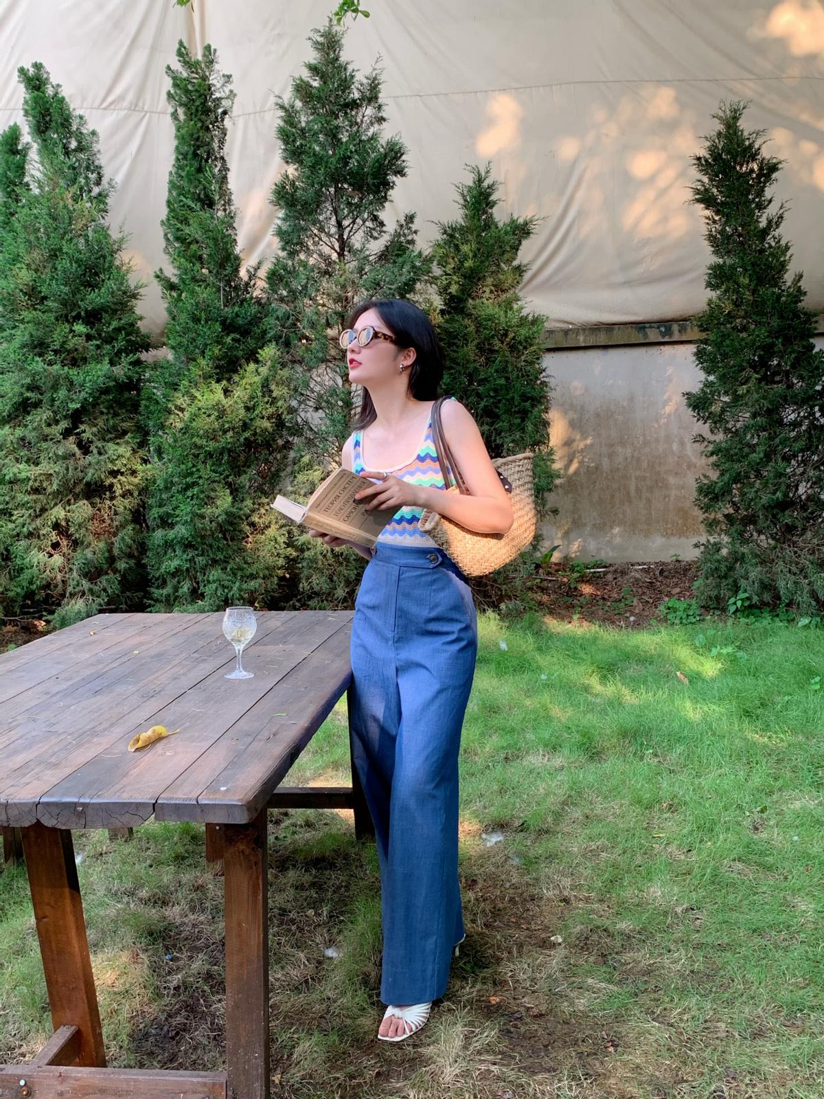 哪款阔腿牛仔裤显瘦又有质感,遮肉阔腿牛仔裤