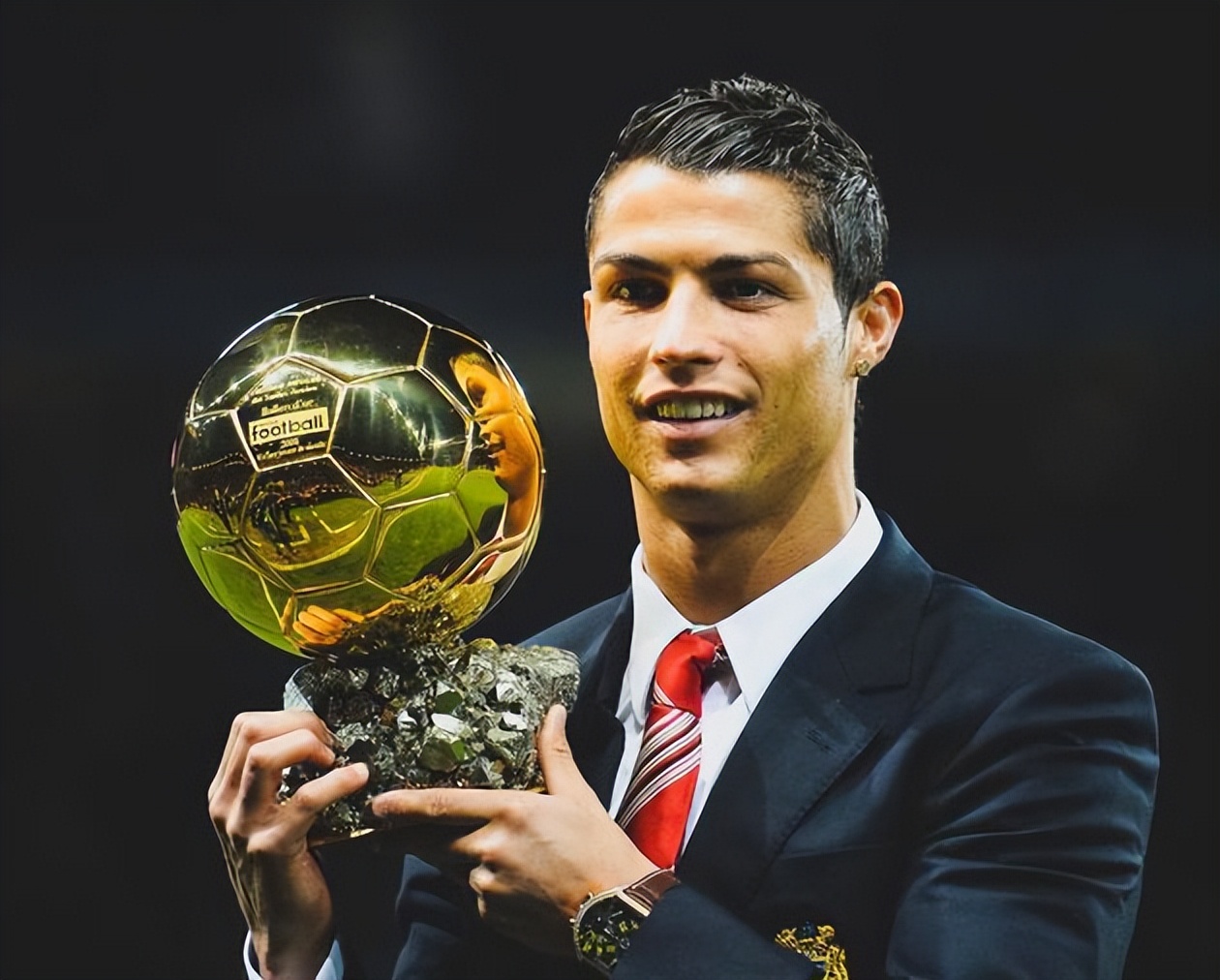 今日足球竞彩4串1实单推荐,今日足球竞彩4串1比分实单推荐