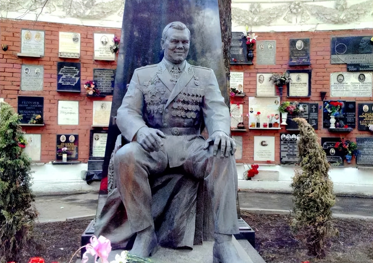 俄罗斯总统普京与叶利钦的关系,俄罗斯人如何评价普京和叶利钦