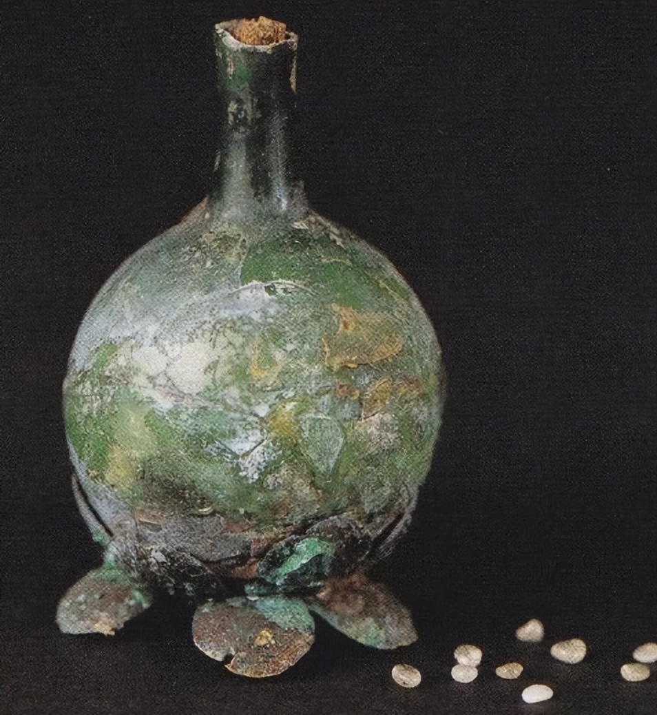 挖出来的古墓藏品都去哪了,不解之谜古墓挖掘真实记录