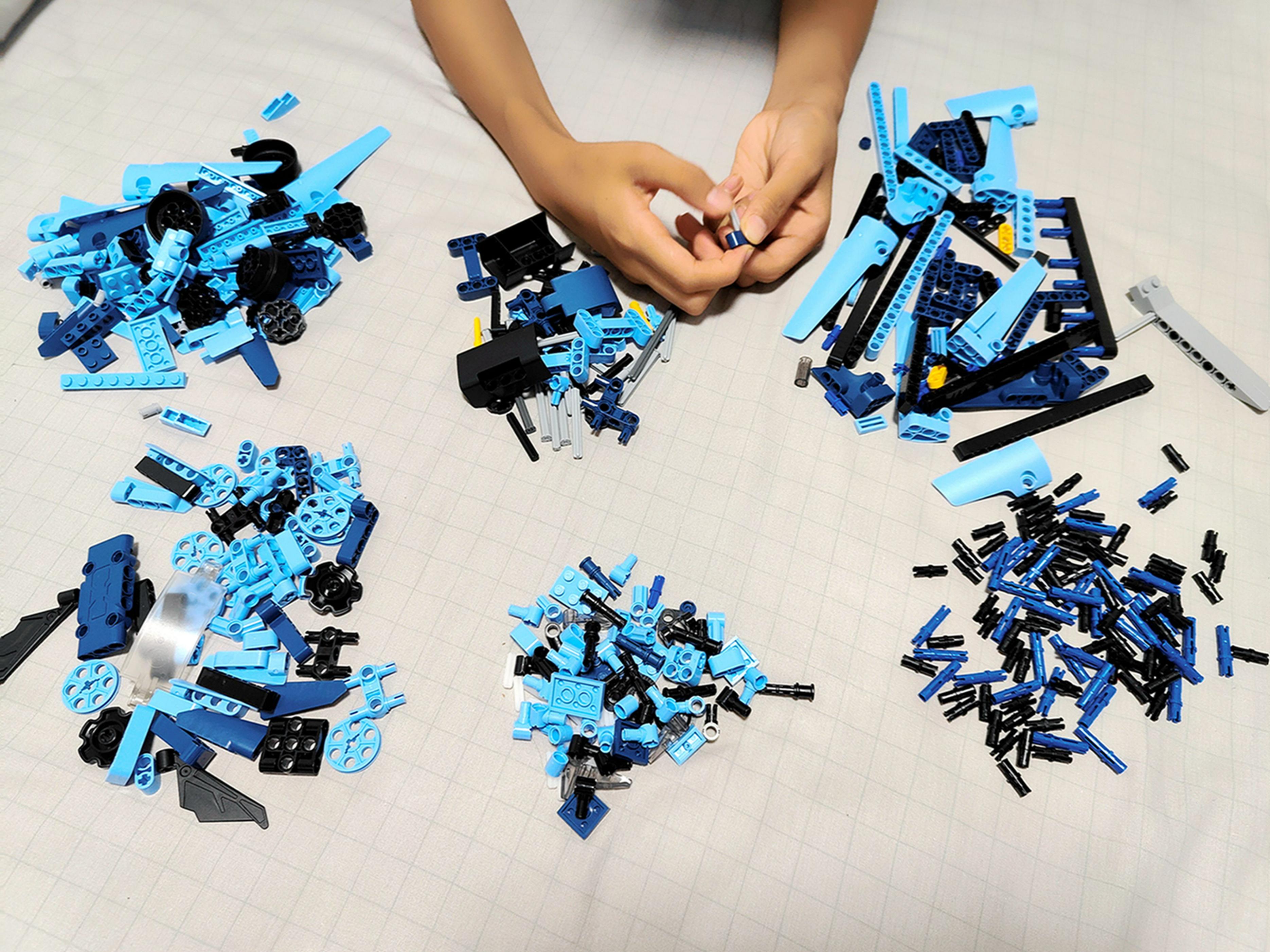 能变形态的积木,智能机器人积木体验