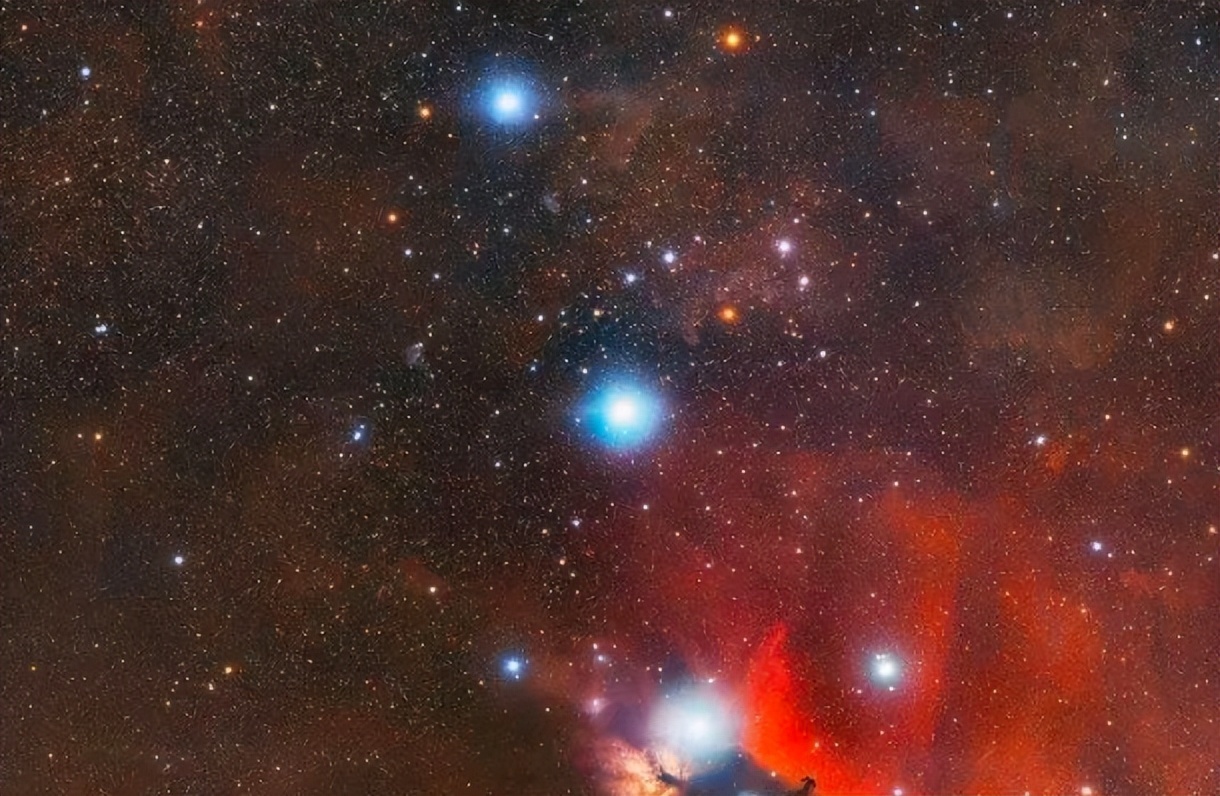 哈勃望远镜所拍到的星云,哈勃望远镜捕捉到蝴蝶状星云图像