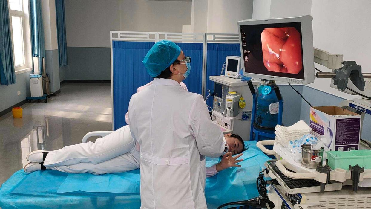 做一次胃镜对胃伤害多大,胃镜多长时间做一次不伤害胃