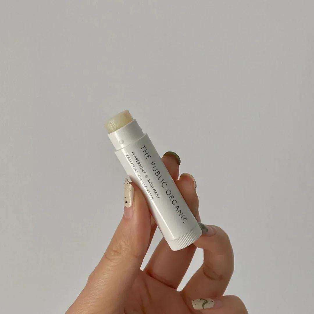 好用的唇膏推荐适合男生,好用的唇膏推荐