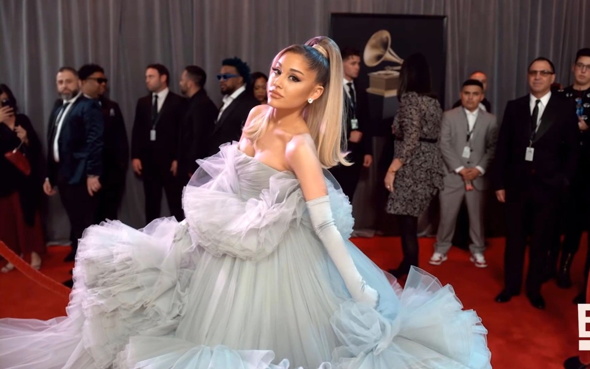 鍛ㄥ啲闆ㄨ鍑┈鎬濈函,鍛ㄥ啲闆ㄥ洖搴斿唴娑甸┈鎬濈函