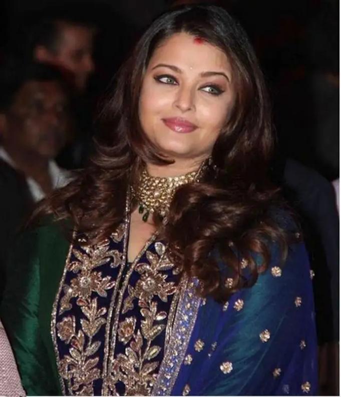 印度国宝级第一美人,印度第一美人身材