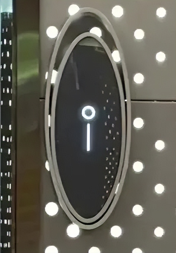 奇葩厕所图标设计,这个厕所标志很有创意