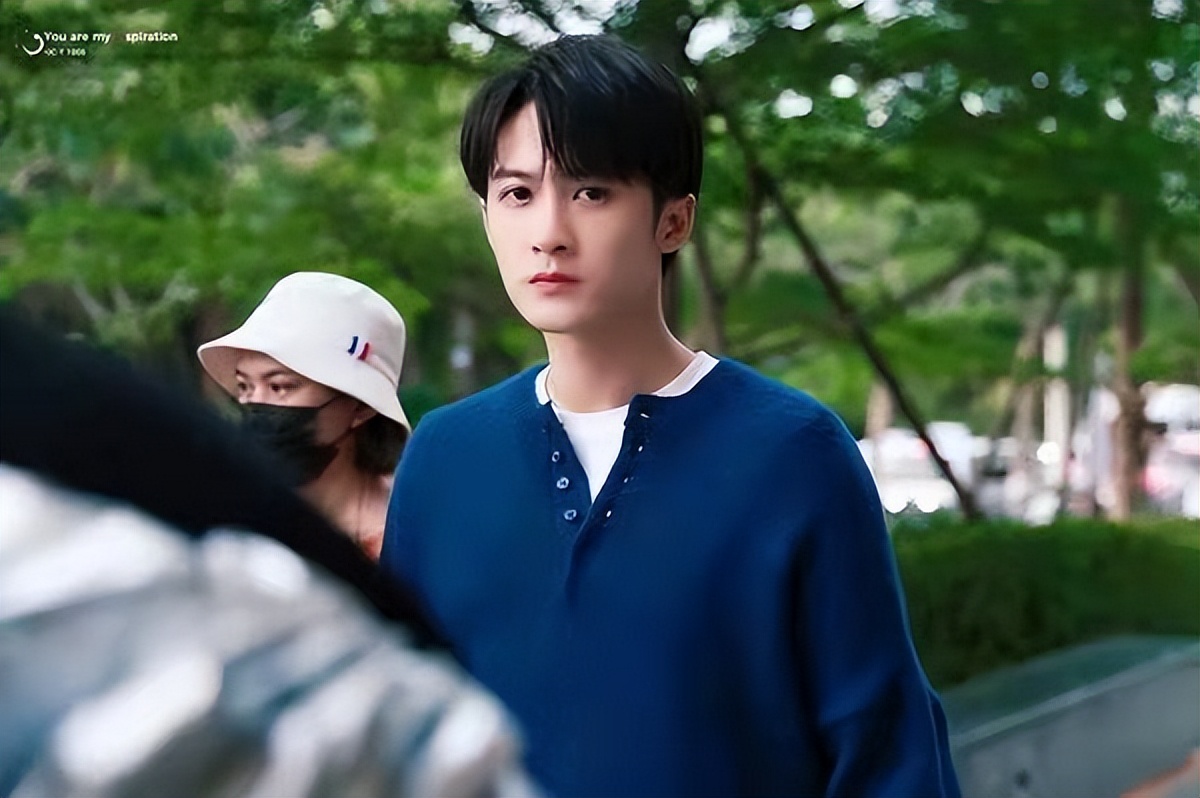 学生男生发型帅气大全,自然卷男生留什么发型