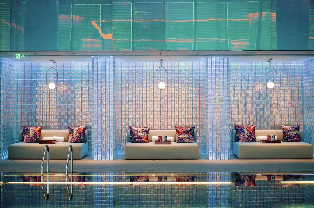 这世界是个巨大的游乐场,这世界就是巨大的游乐场