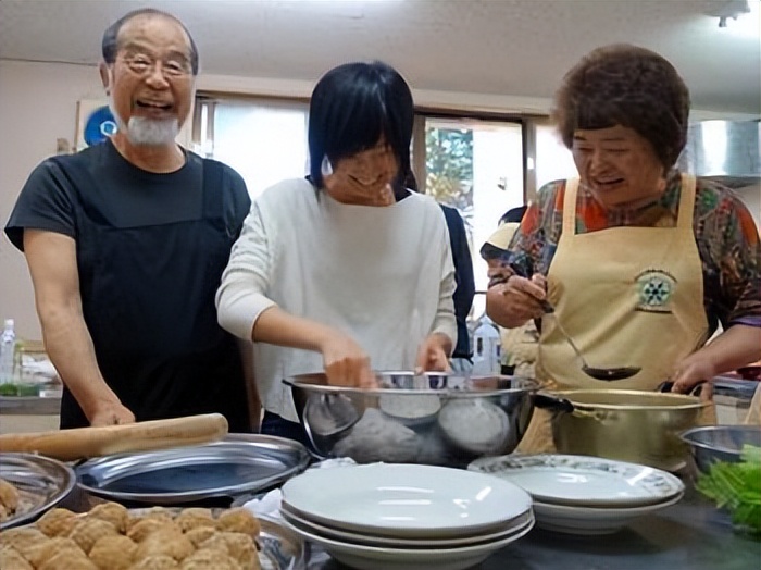 日本名医披露日本最长寿地区的秘密