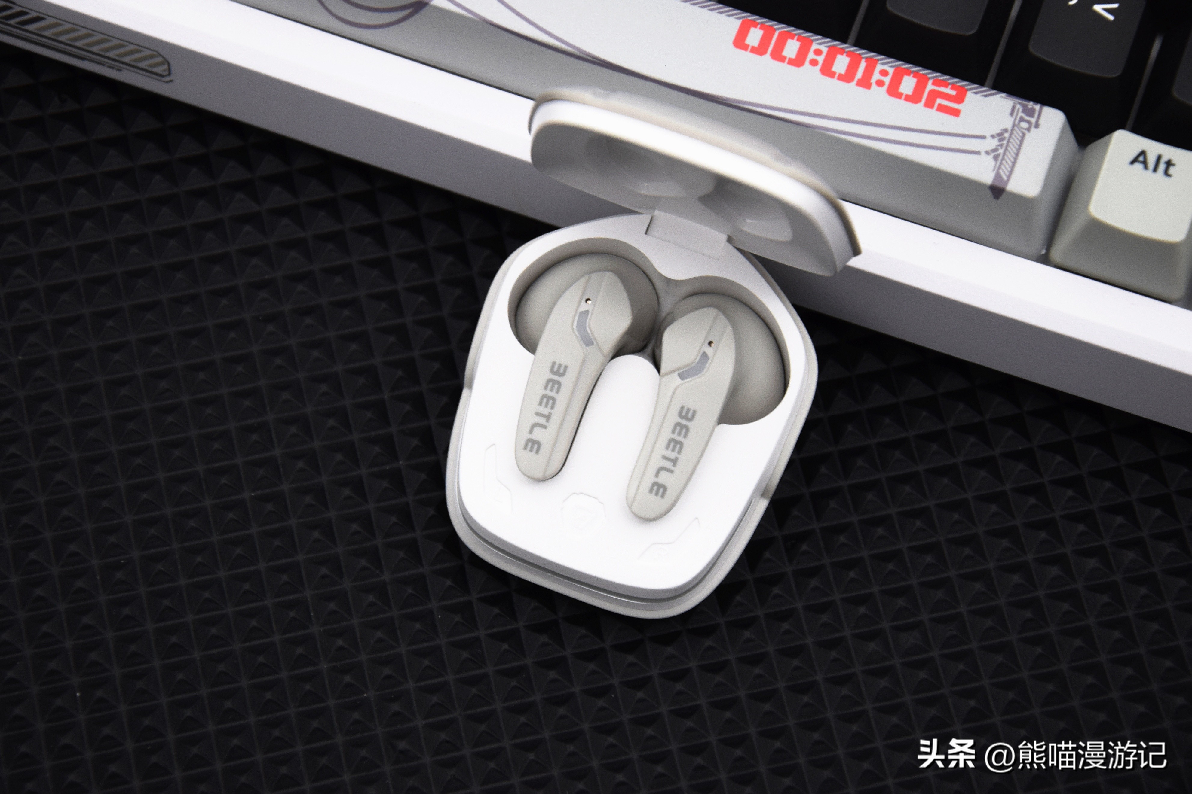 头戴HIFI蓝牙耳机如何选,不入耳蓝牙耳机评测不漏音推荐