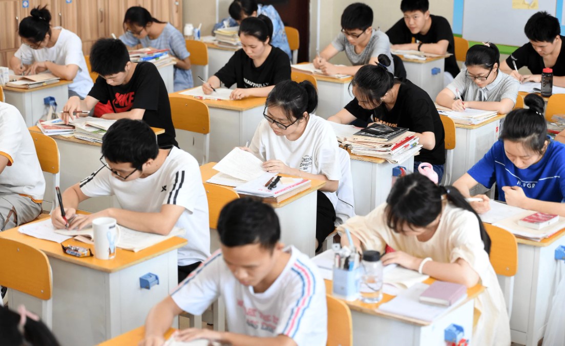 我高考成绩才270分不知怎么办,高三学不进去分数低怎么办