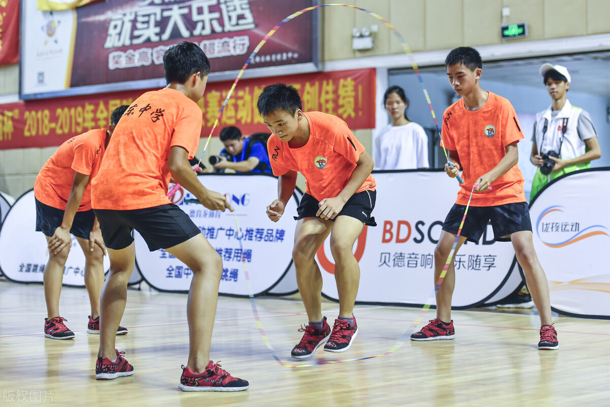 农村跳绳冠军,乡村小学跳绳冠军