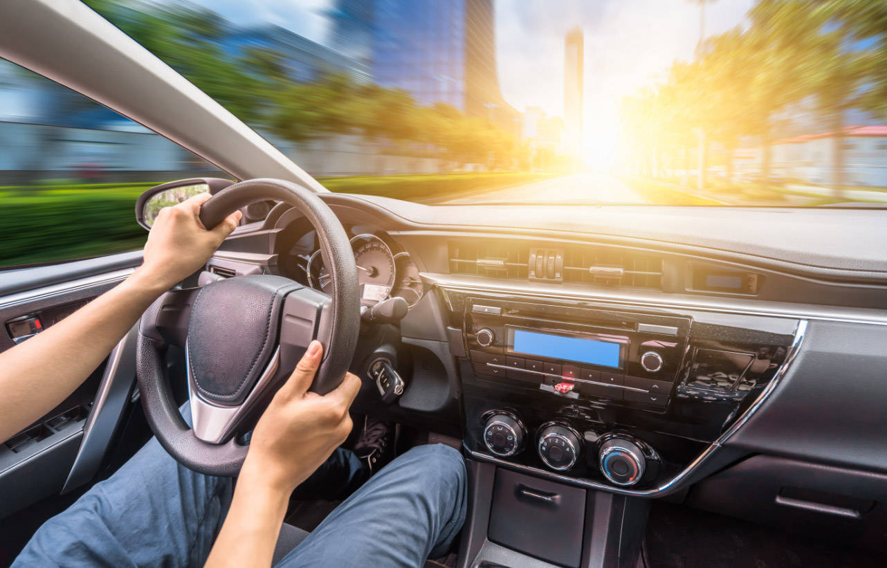 上了高速才发现，1.8L跟1.6T差距明显！买车你会选择哪种发动机？